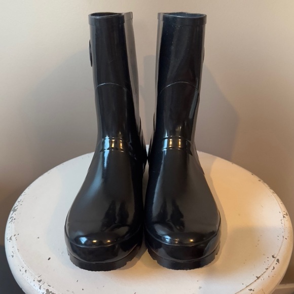 AEROSOLES Rain Date Black Rain Boots Women’s Size 11 - Picture 2 of 5